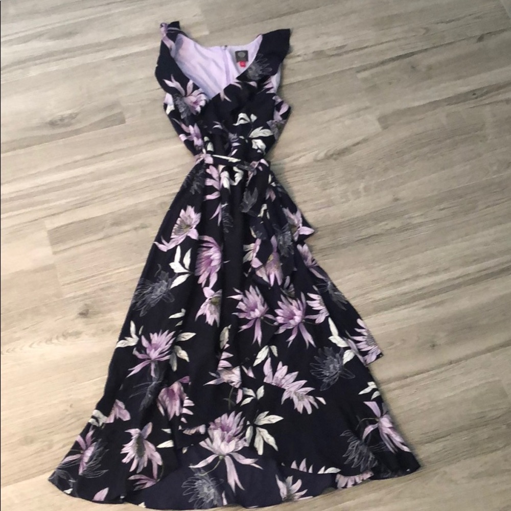VINCE CAMUTO FLORAL-PRINT RUFFLE-TRIM DRESS